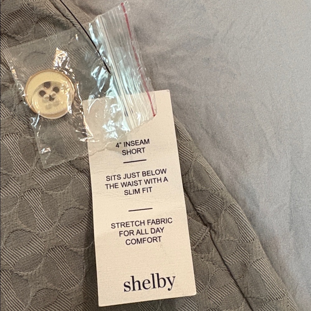 Crown and Ivy shorts Grey Shelby Short 4” inseam stretch NWT size 4 - Picture 4 of 12